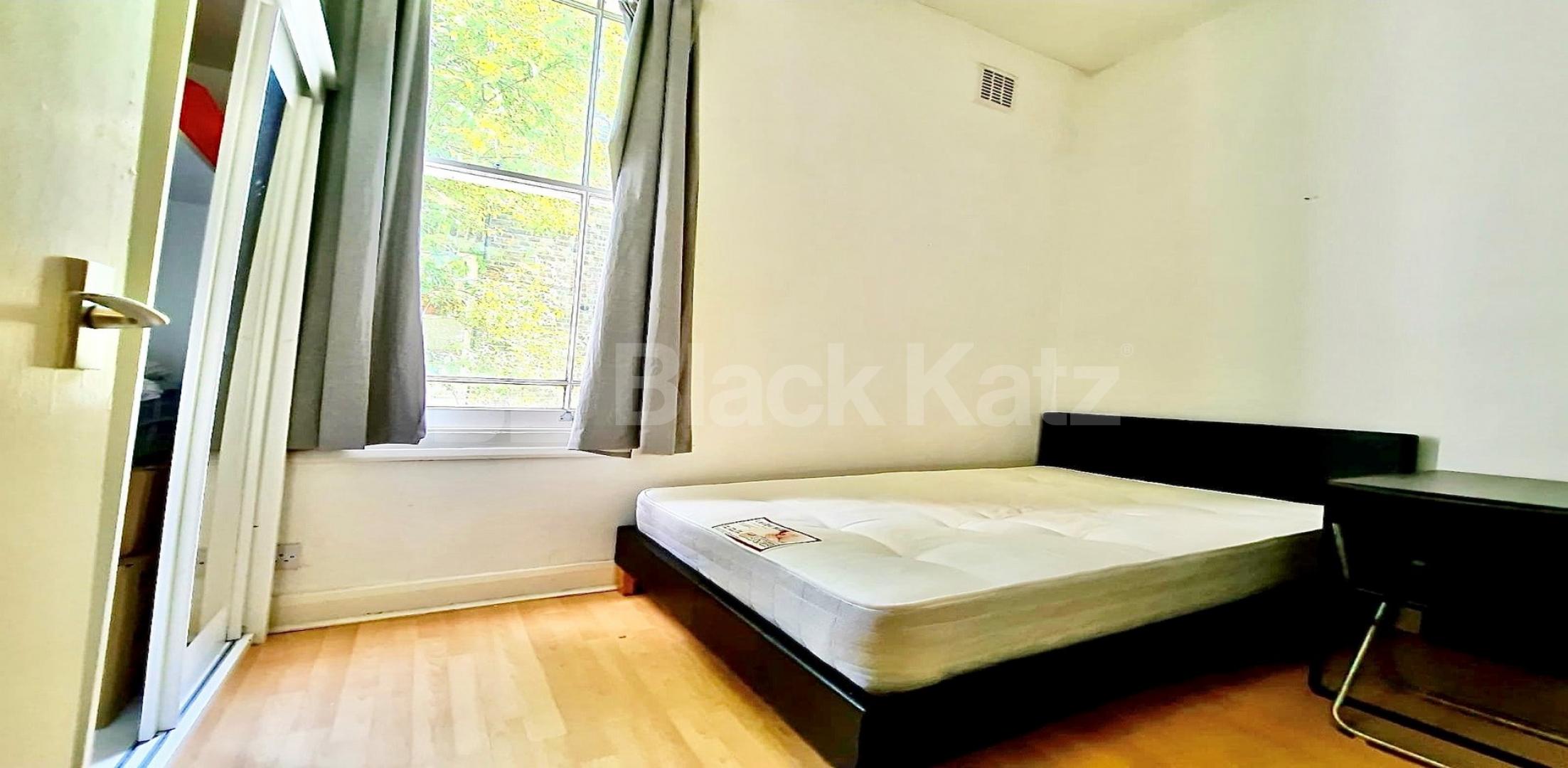 			NEW INSTRUCTION, 3 Bedroom, 1 bath, 1 reception Flat			 Hillmarton Road, HILLMARTON CONSERVATION